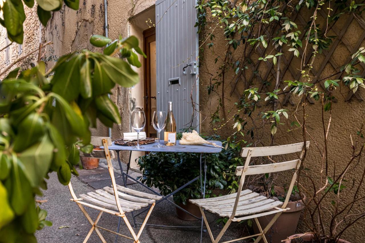 Villa Made In Lourmarin Exterior foto